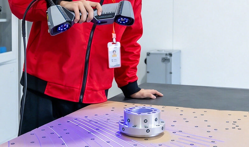 Per-cavity dimensional verification for multi-cavity molded parts